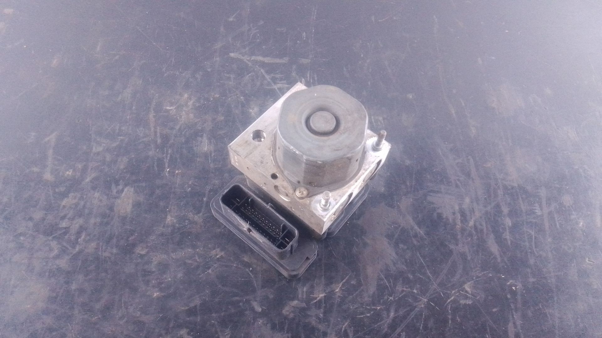 ABS NISSAN NV200 Furgoneta 47660VK60A / P3-A8-8-1 47660VK60AP3A881