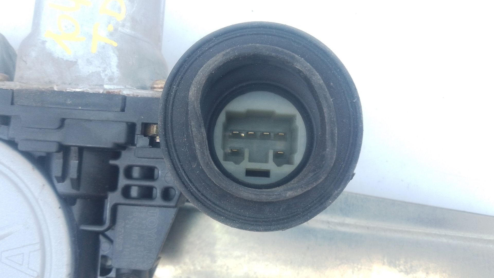 ELEVALUNAS TRASERO DERECHO TOYOTA LAND CRUISER (J12) 8572058010 / E2-B4-10-2 / 0620401770 8572058010E2B41020620401770 - Vista 2