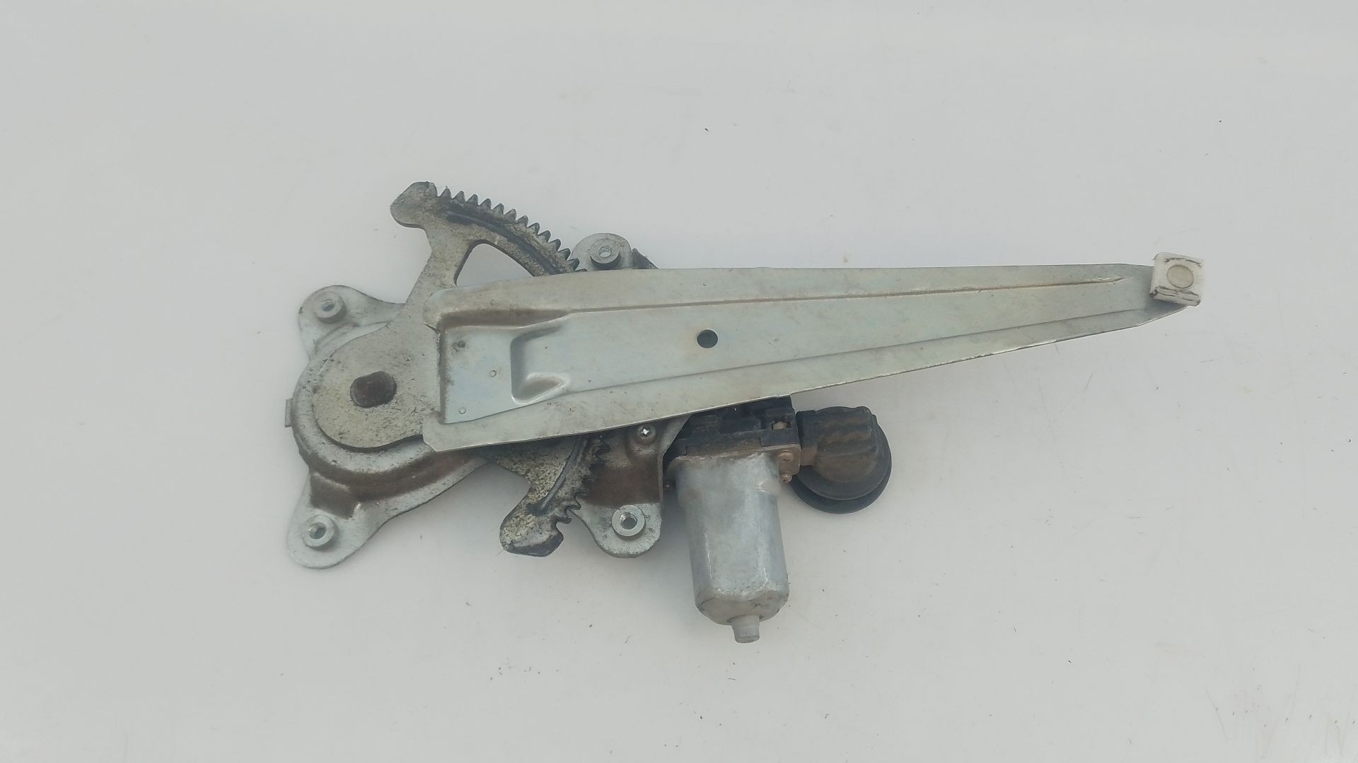 ELEVALUNAS TRASERO DERECHO TOYOTA LAND CRUISER (J12) 8572058010 / E2-B4-10-2 / 0620401770 8572058010E2B41020620401770 - Vista 3