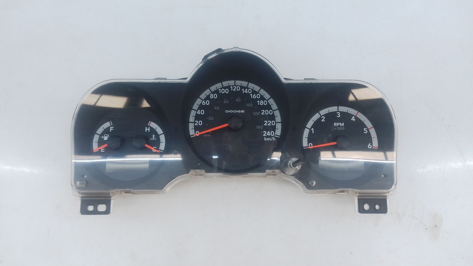 CUADRO INSTRUMENTOS DODGE NITRO 05172372AA / E3-B6-23-5 / CR0037029K0C0 05172372AAE3B6235CR0037029K0C0 - Vista 2