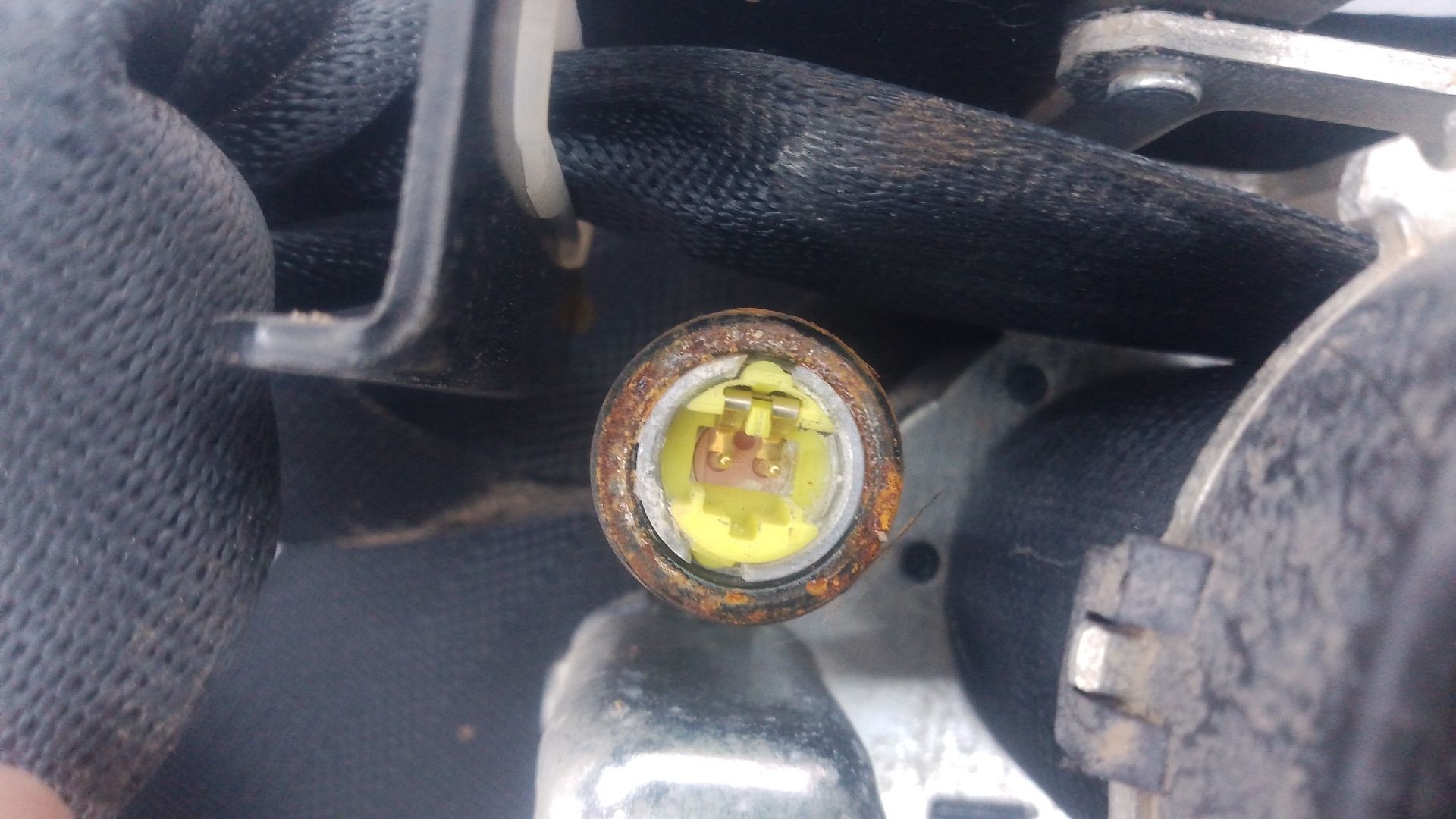 CINTURON SEGURIDAD DELANTERO DERECHO NISSAN JUKE (F15) E2-A4-10-2 E2A4102 - Vista 3