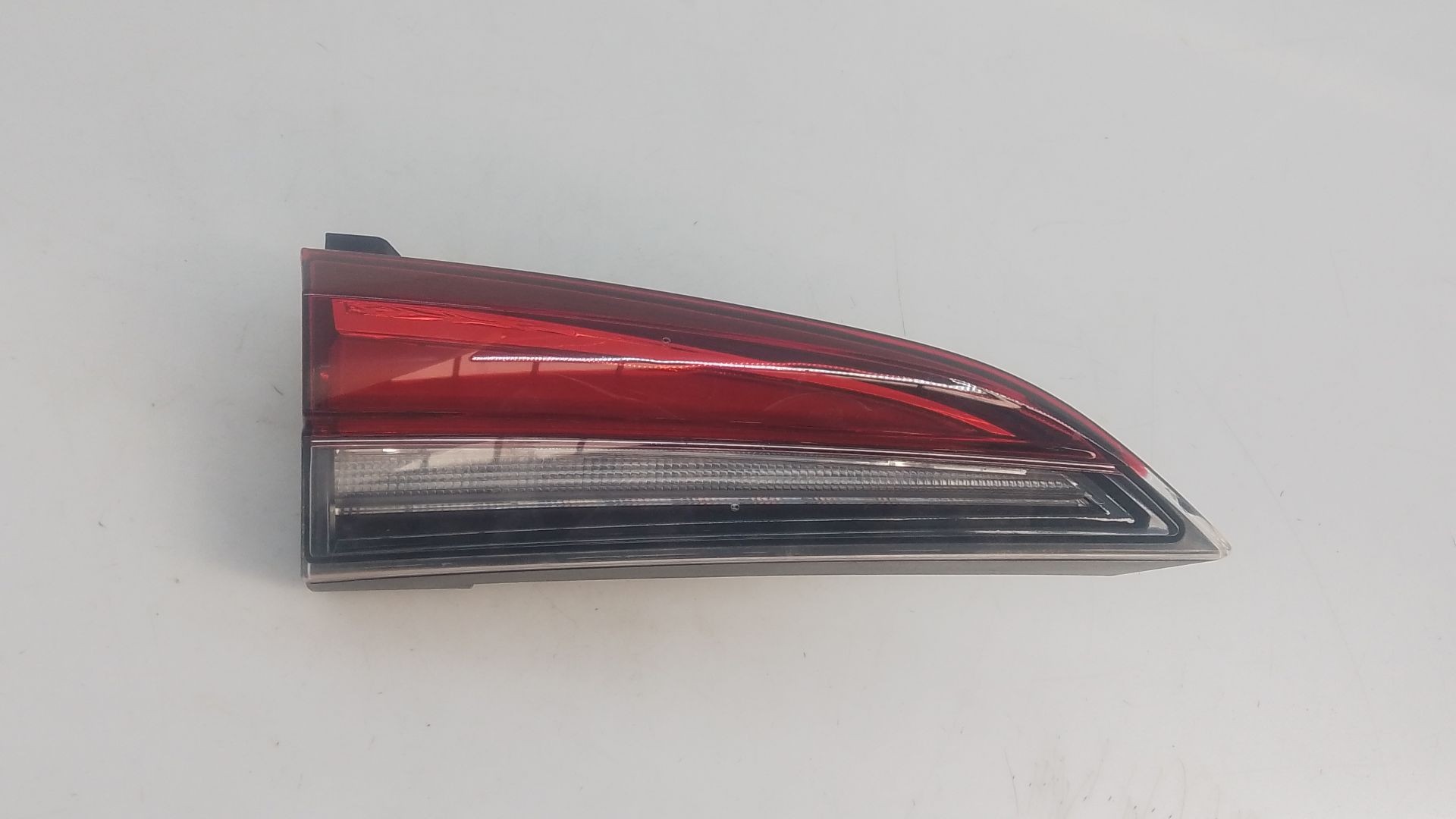 PILOTO TRASERO IZQUIERDO PORTON SKODA KAMIQ (NW4) 658945307 / E1-A5-15-2 658945307E1A5152
