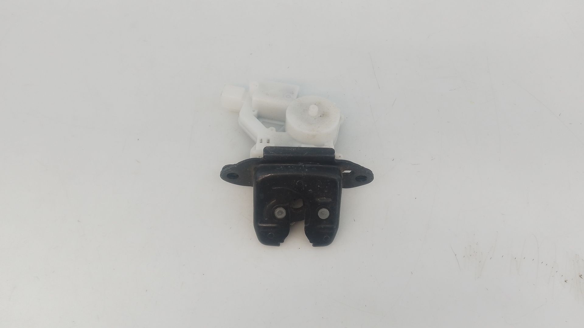 CERRADURA MALETERO / PORTON RENAULT KADJAR (HA_, HL_) E1-A1-3-2 E1A132