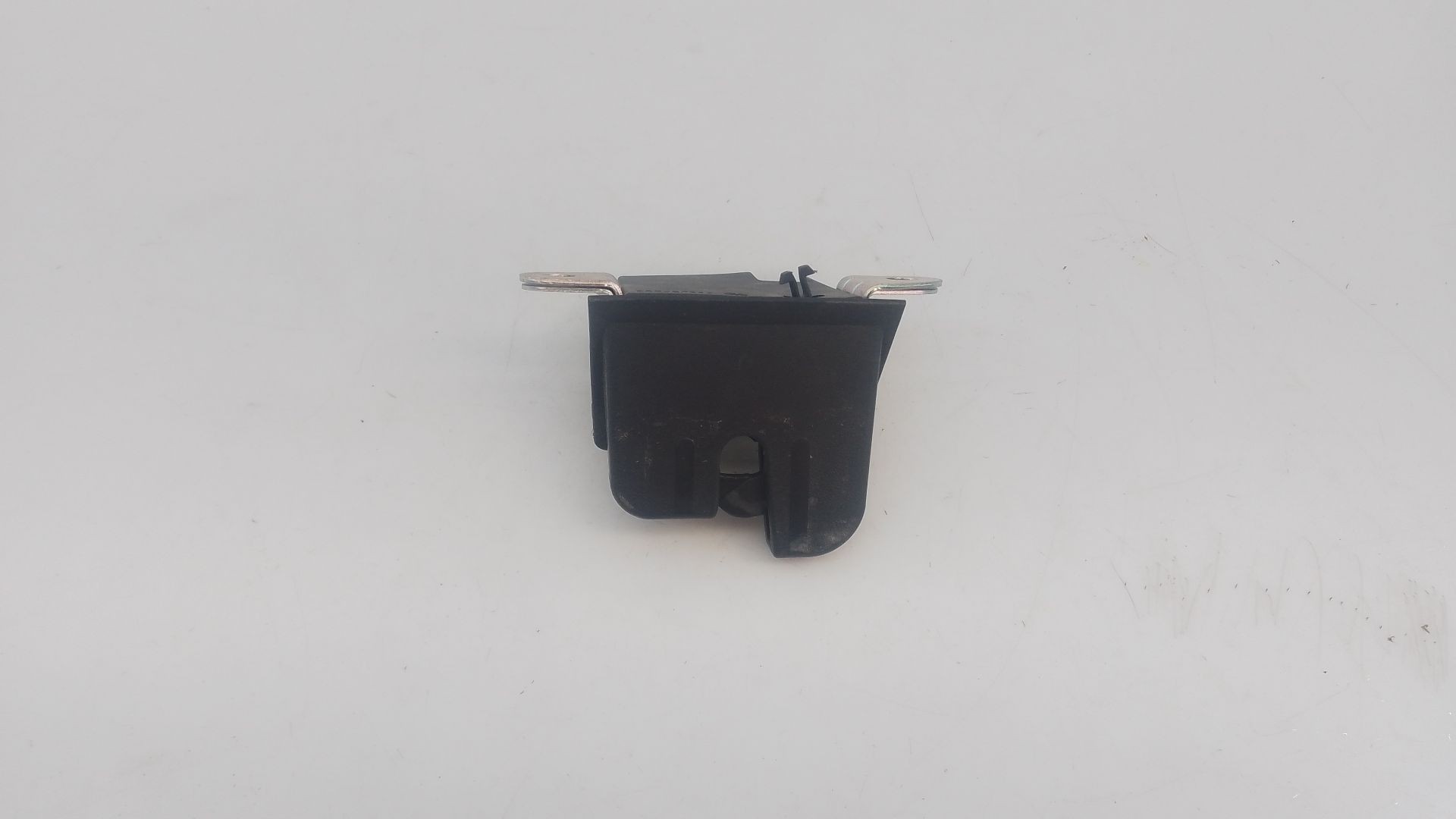 CERRADURA MALETERO / PORTON SEAT IBIZA V (KJ1, KJG) 6F0827505B / E1-B2-7-2 6F0827505BE1B272