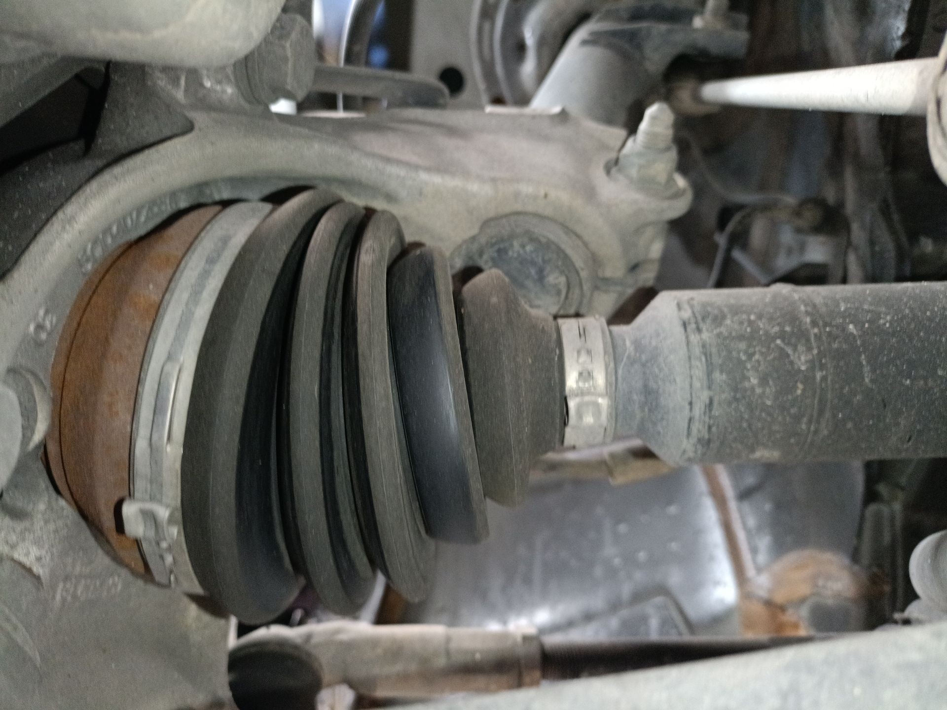TRANSMISION DELANTERA DERECHA AUDI Q3 Sportback (F3N) 3Q0407272CE 3Q0407272CE