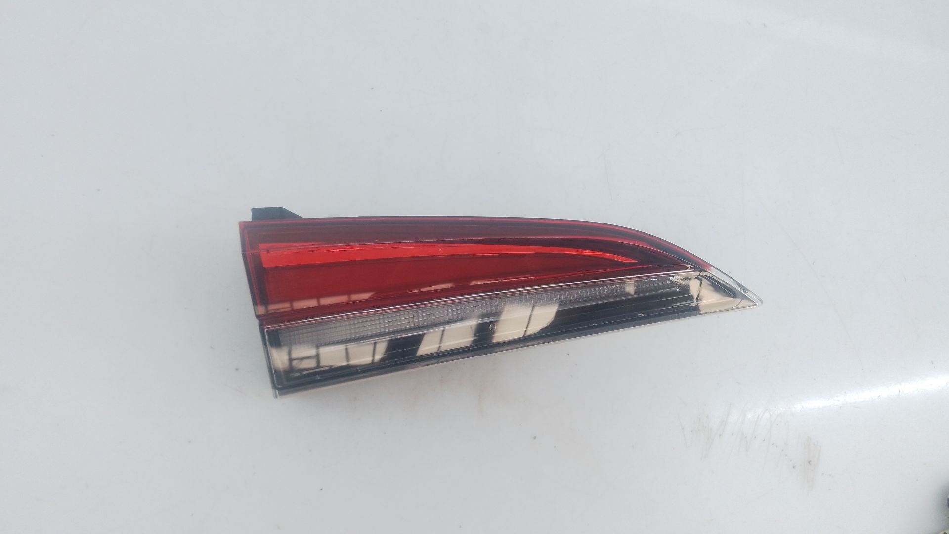 PILOTO TRASERO IZQUIERDO PORTON SKODA KAMIQ (NW4) 658945307 / E1-A5-19-2 658945307E1A5192 - Vista 2