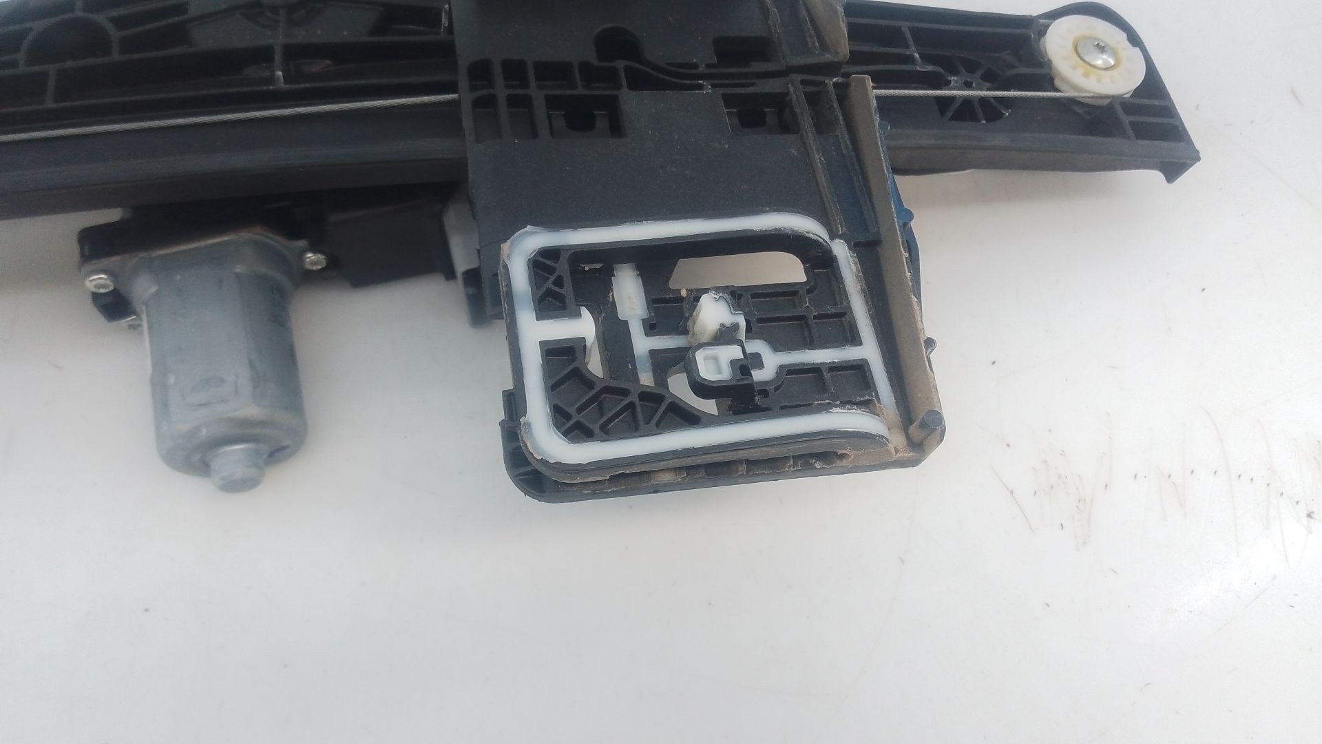ELEVALUNAS TRASERO DERECHO PEUGEOT 208 II (UB_, UP_, UW_, UJ_) 9829045280 / E1-A4-16-1 9829045280E1A4161 - Vista 3