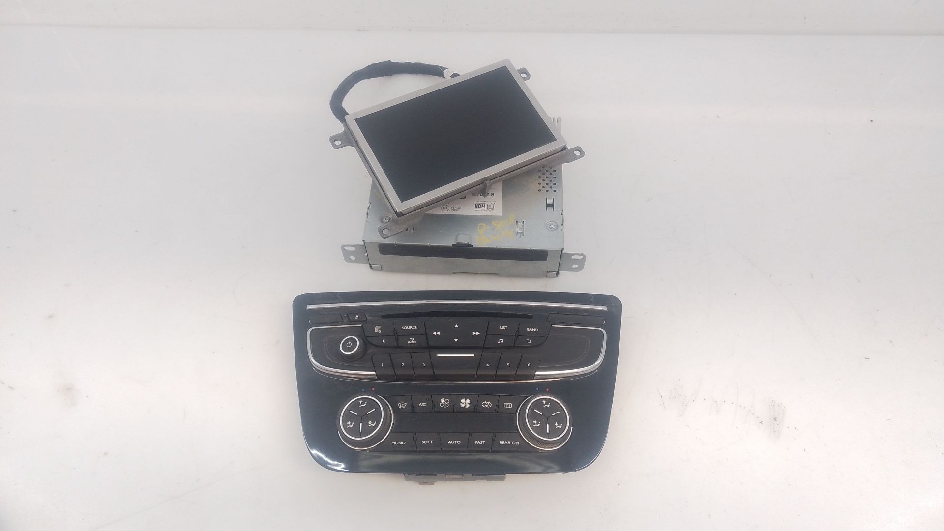 SISTEMA NAVEGACION GPS PEUGEOT 508 9804563180 / E3-B2-41-2 9804563180E3B2412
