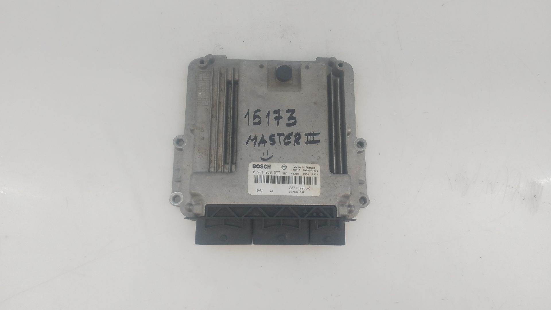 CENTRALITA MOTOR UCE RENAULT MASTER III Caja/Chasis (EV, HV, UV) 237102265R / E2-A1-19-1 / 0281030577 237102265RE2A11910281030577