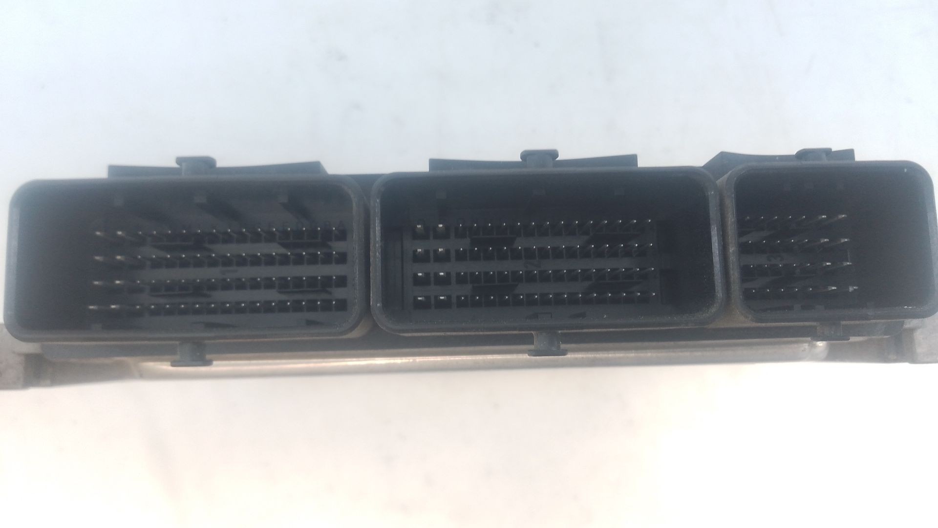 CENTRALITA MOTOR UCE RENAULT MASTER III Caja/Chasis (EV, HV, UV) 237102265R / E2-A1-19-1 / 0281030577 237102265RE2A11910281030577 - Vista 3
