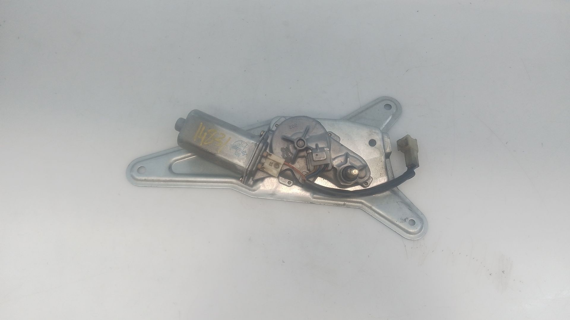 MOTOR LIMPIA TRASERO SUZUKI GRAND VITARA I (FT, HT) 34332581 / E2-A3-5-2 34332581E2A352