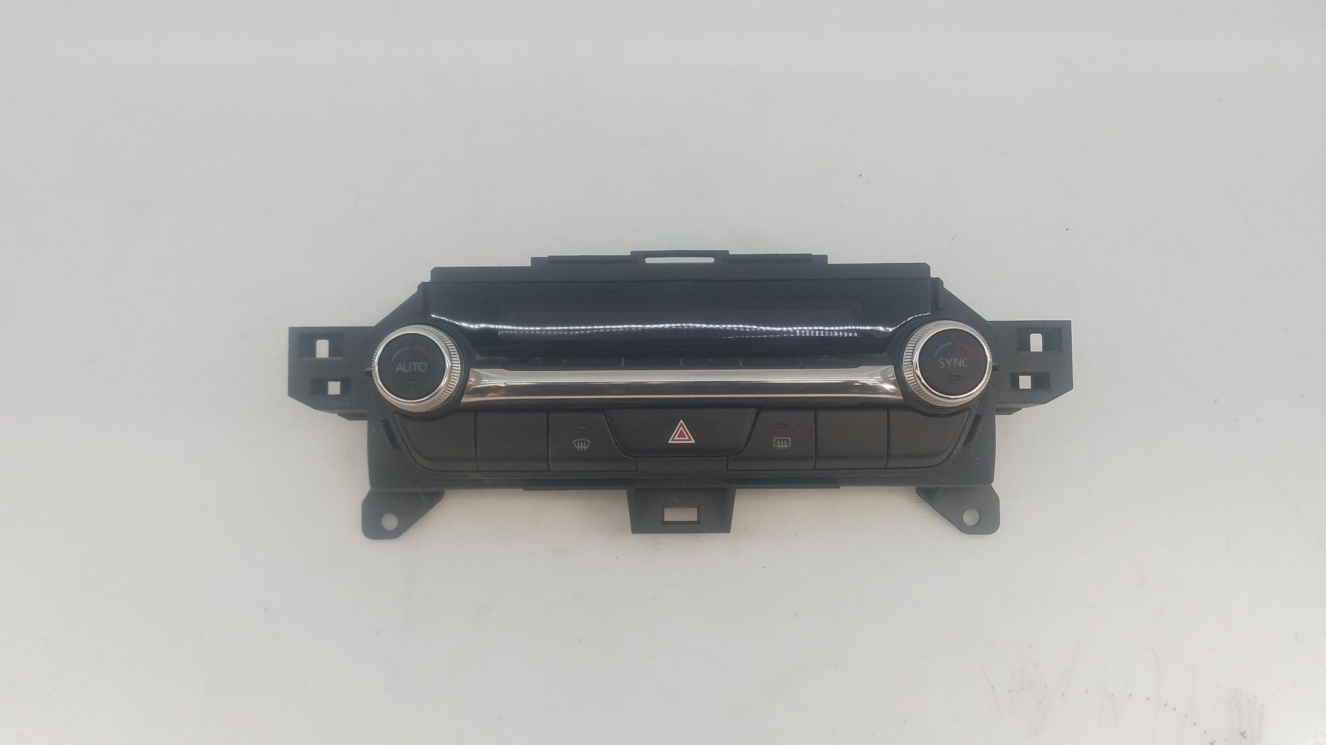MANDO CLIMATIZADOR MAZDA CX-30 A2C17448803 / E3-B5-18-3 A2C17448803E3B5183