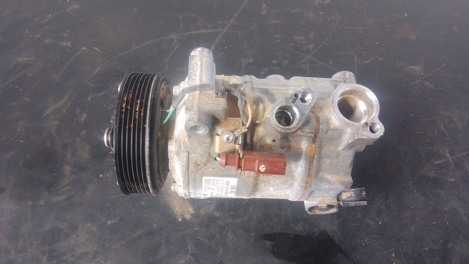 COMPRESOR AIRE ACONDICIONADO VOLKSWAGEN T-CROSS (C11, D31) 3Q0816803E / P3-A1-4-2 3Q0816803EP3A142 - Vista 3