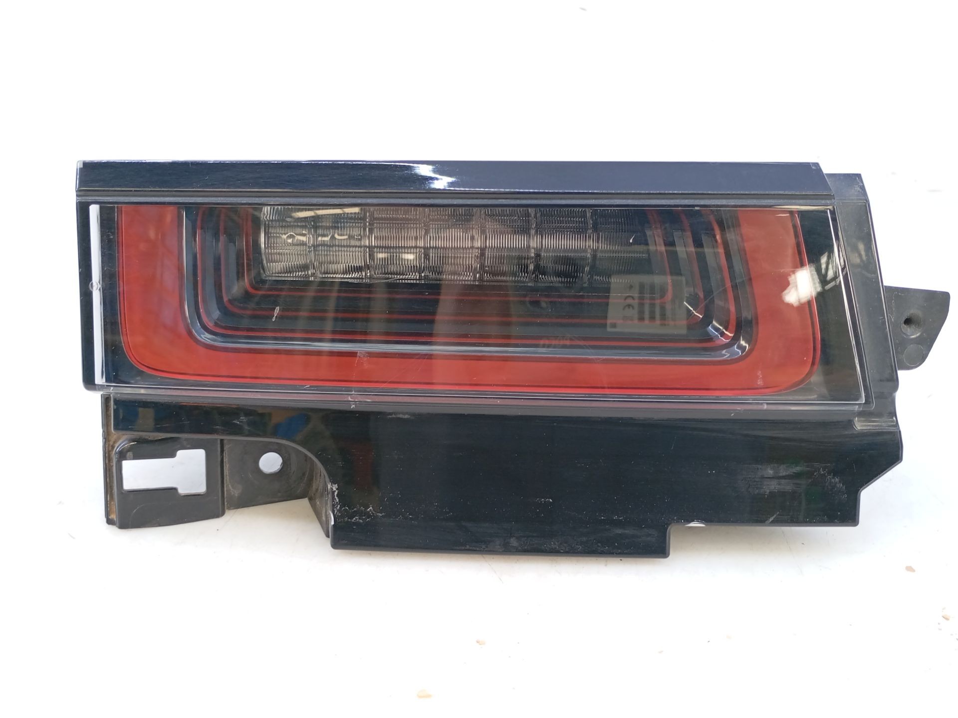 PILOTO TRASERO IZQUIERDO PORTON LAND ROVER RANGE ROVER EVOQUE (L551) K8D213A421AC / E2-B3-8-2 / FR26830132 K8D213A421ACE2B382FR26830132