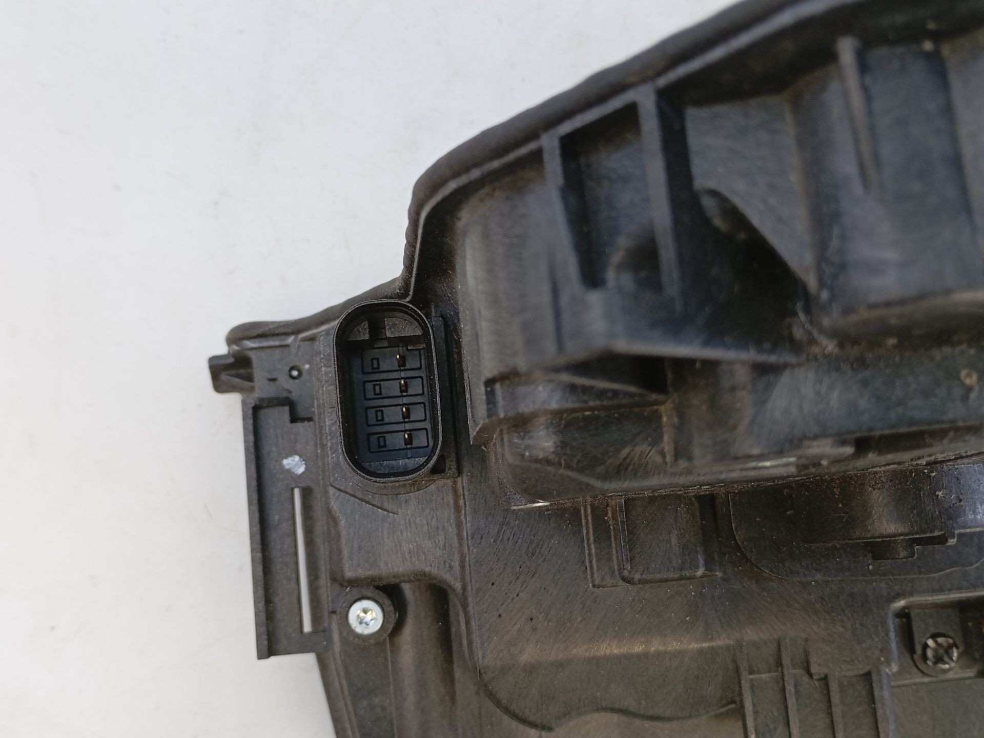 CERRADURA PUERTA TRASERA DERECHA BMW X1 (F48) 728194009 / E2-A5-2-1 / 18283810cz 728194009E2A52118283810cz - Vista 3