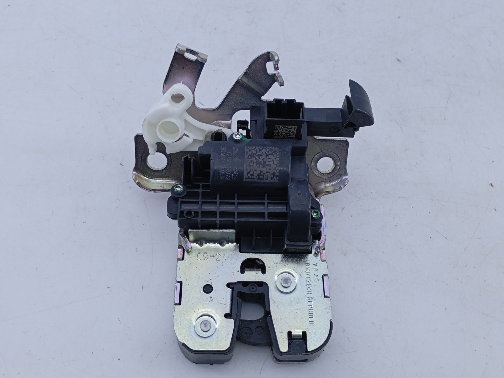 CERRADURA MALETERO / PORTON SKODA KAMIQ (NW4) 5F082750510S / E2-A1-11-1 5F082750510SE2A1111